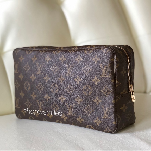 Louis Vuitton Handbags - ✨SOLD✨ AUTHENTIC Louis Vuitton Trousse Toilette 28
